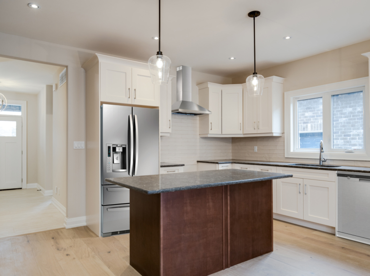 St. Catharines Custom Home - Parkside Homes