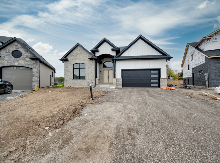 Saffron Estates Fonthill - Custom Home for Sale